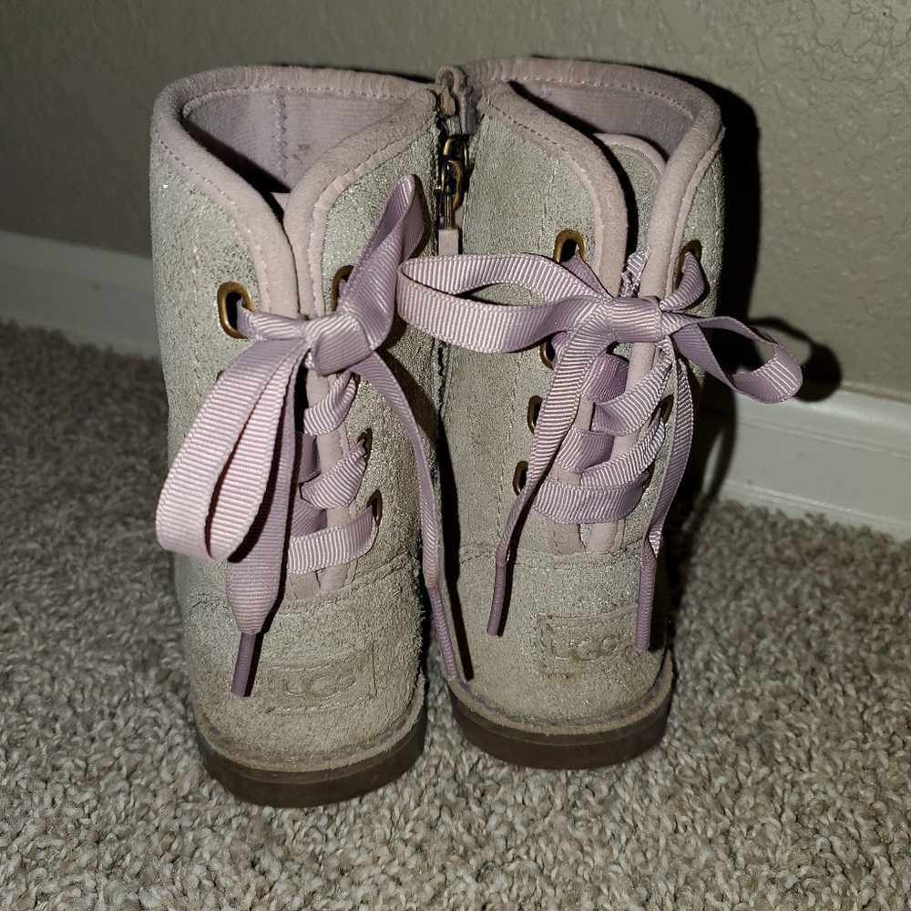 Girls Ugg Corene boot